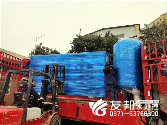 溫州西聯(lián)機械 10噸單級設(shè)備發(fā)貨20.jpg