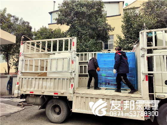 溫州西聯(lián)機械 10噸單級設(shè)備發(fā)貨9.jpg